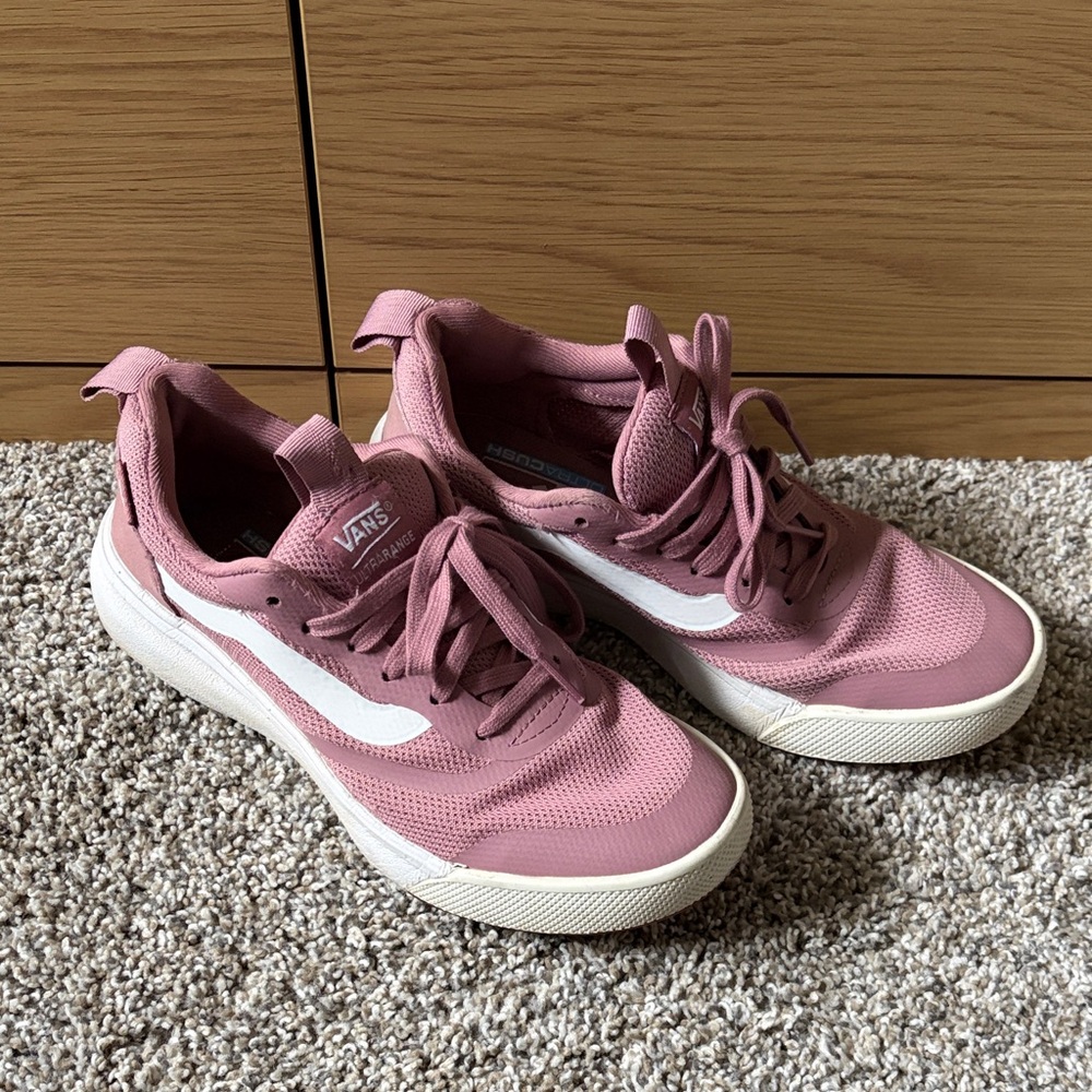 Vans Women's Mauve Sneakers